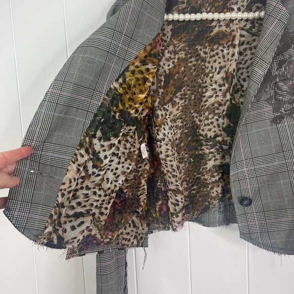 Cooper by Trelisa Chelsea Girl Cropped Deconstructed 1 Button Blazer SZ 10 - Picture 8 of 16